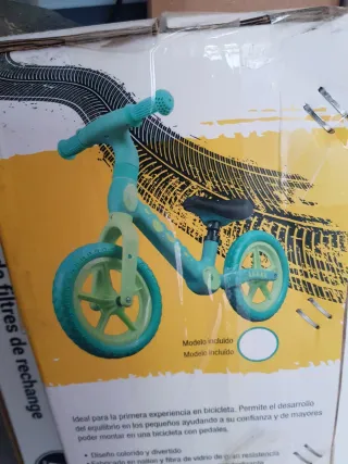 Bicicleta de equilibrio infantil