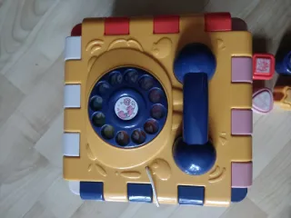 Cubo actividades bebé