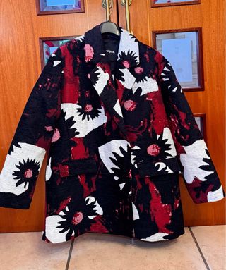 Abrigo Christian Lacroix x Desigual Talla M