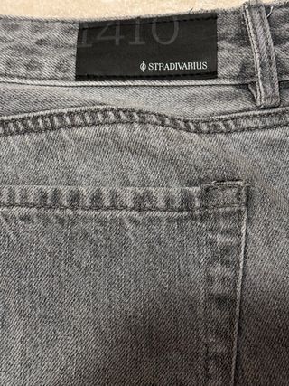 Pantalón vaquero gris Stradivarius T.44