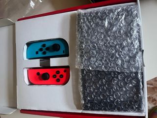 Nintendo Switch - Incluye tarjeta de 128g