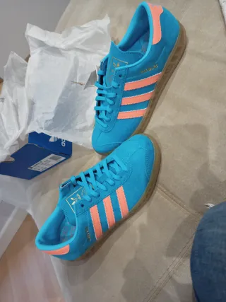 Zapatillas Adidas Azul y Naranja