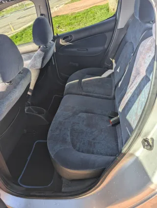 Peugeot 206 1999