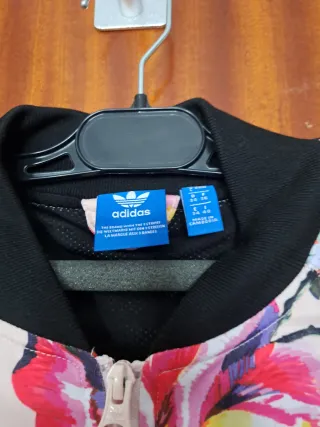 Conjunto Adidas Floral Beige Multicolor