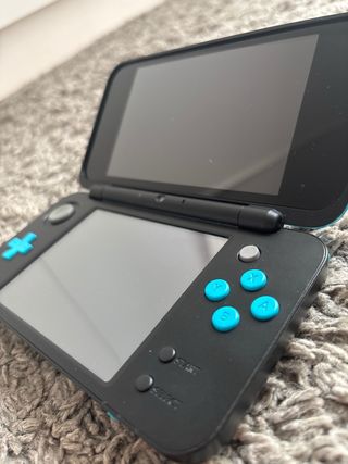 Nintendo 2DS XL Azul + Mario Kart 7