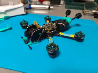 Dron FPV Sub250 3.5