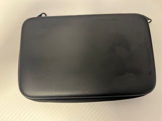 Nintendo 3DS rossa + Custodia + 3 Giochi + caricabatterie