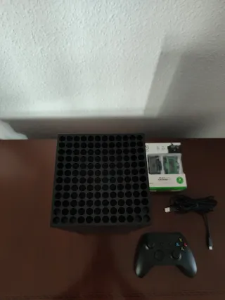 Xbox Series X + Mando + Baterías
