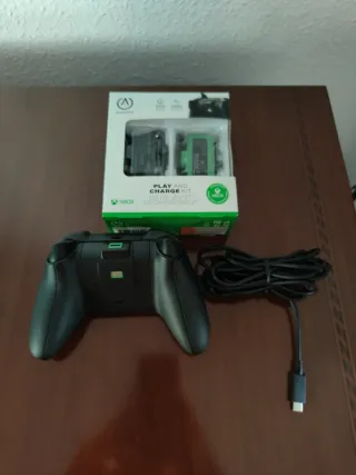 Xbox Series X + Mando + Baterías
