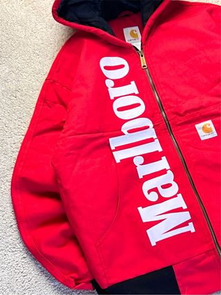 Chaqueta Bomber Carhartt x Marlboro Roja