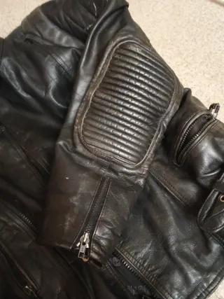 Cazadora Garibaldi Negra