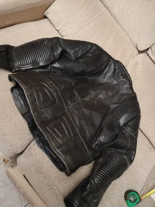 Cazadora Garibaldi Negra