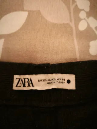 Navidad2025 Pantalón Zara  invierno