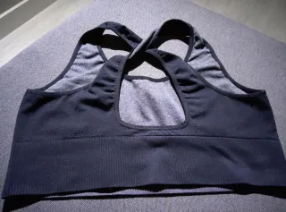 Top deportivo Secret Talla L