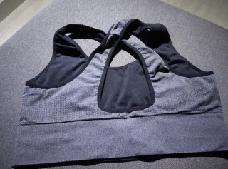 Top deportivo Secret Talla L