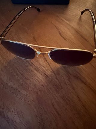 Gafas de sol BOSS doradas y marrones