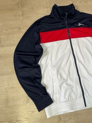 Chaqueta Tenth azul, roja y blanca