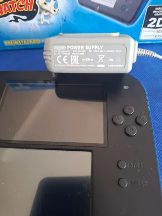 Nintendo 2DS Negra con juegos +cargador+ mem 64gb