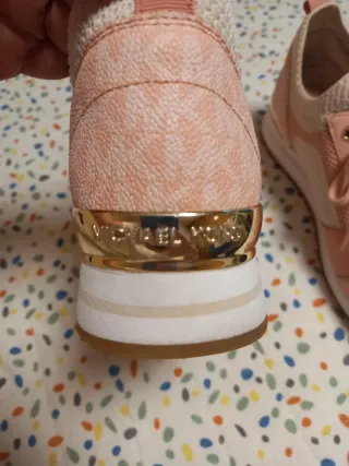 Zapatillas Mujer Beige y Rosa