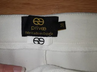 Conjunto traje militar blanco y dorado