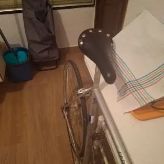 Bicicleta antigua MBK