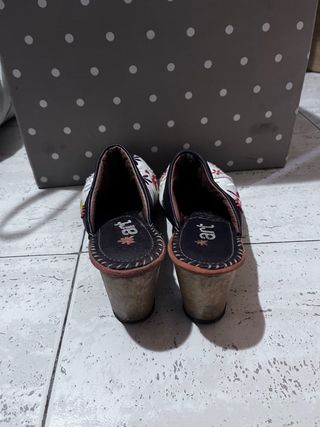 Zuecos Art Flores Multicolor