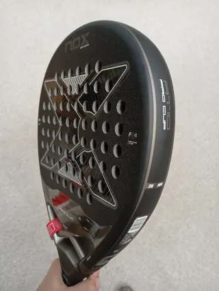 Pala Nox AT10 Pro Cup Hard 2026