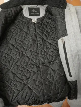 Cazadora Quechua Gris Talla L pequeña unisex