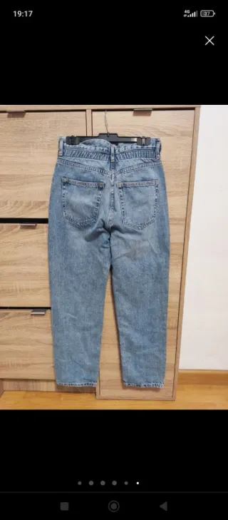 Pantalón talla 36 Pull&Bear. OFERTAAAAAA