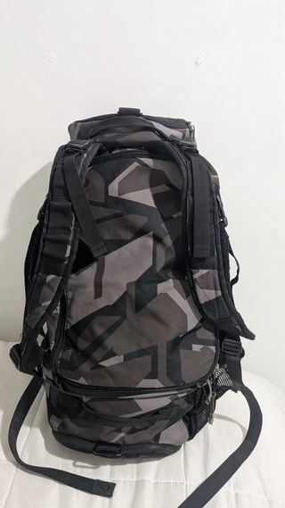 Mochila UFC Negra y Gris