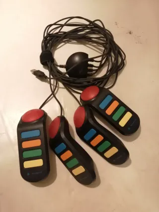 Buzz! Juego PS3 con 8 mandos y adaptador