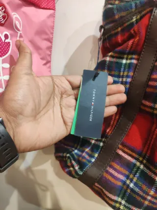 Bolso Tommy Hilfiger Cuadros Rojo Nuevo