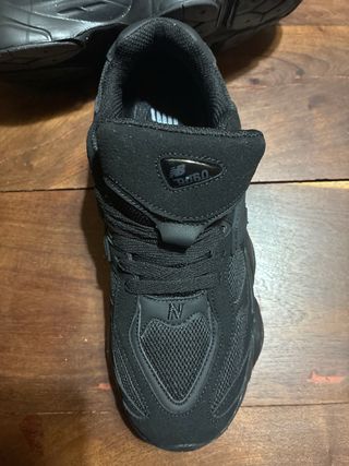 New Balance 9060 Negro