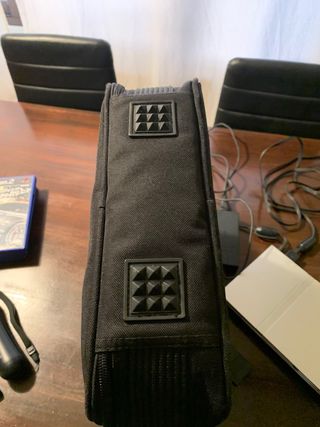 PlayStation 2 Slim argentata + 7 giochi