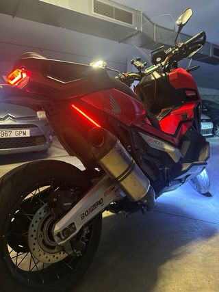 Honda X-ADV 750 (2017) Full Extras- Solo 27.000km