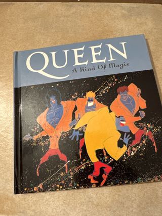 Libro CD Queen A Kind Of Magic