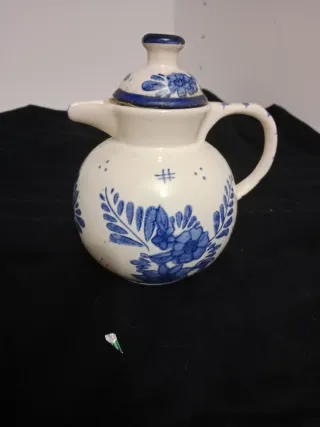 Jarra de porcelana antigua azul y blanco