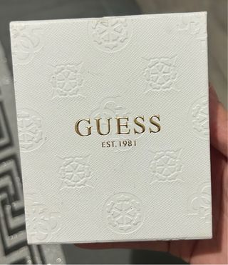 Conjunto Guess Pulsera y Pendientes