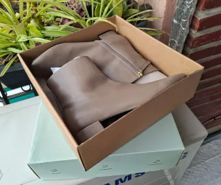 Botines Urbanima Veganos Talla 40 Taupe