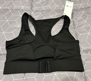 Top deportivo Alo negro