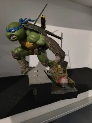 TORTUGA NINJA de Diamond Select PVC Leonardo TMNT