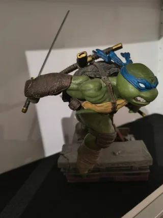 TORTUGA NINJA de Diamond Select PVC Leonardo TMNT