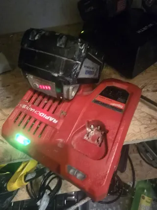 Taladro Berner y Cargador Milwaukee