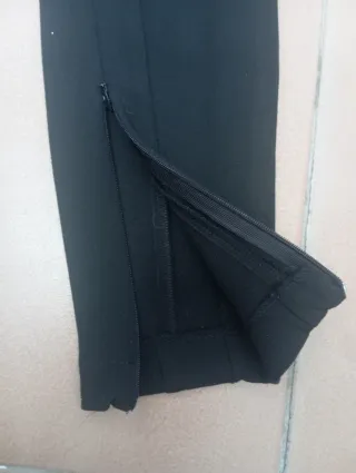 Pantalón pitillo negro mujer Zara