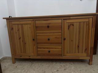 Aparador de madera para salón