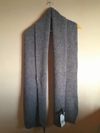 Bufanda Zara Gris