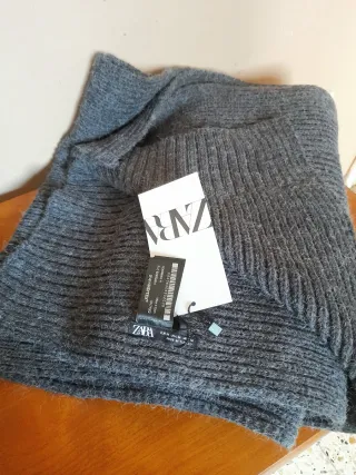 Bufanda Zara Gris