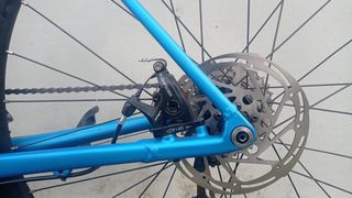 Bicicleta CUBE RACE Attain Azul