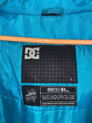 Chaqueta para la nieve marca DC talla L