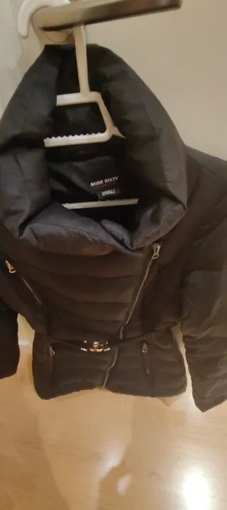 Abrigo plumífero Miss Sixty negro